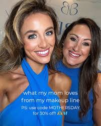 Sarah Elrod's Instagram, Twitter & Facebook