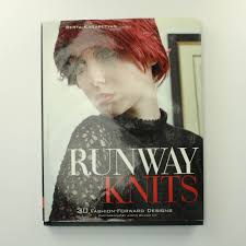 Berta Karapetyan: Runway knits, 30 Fashion-Forward Designs