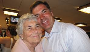 As a confidant and a company leader, Fran Farrell preferred to be a friend 