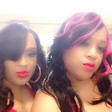 When you shop local, you may end up twinning every once in awhile! 🧡🫶🏻✨  How beautiful are these two?! I love it! 🧡🧡🧡 Thank y'all for shopping  with me at LLB! 💜🫶🏻💜