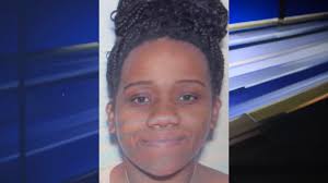 ⚠️POLICE NEED YOUR HELP⚠️ The Poinsett County Sheriff's Department is  searching for Sharece Scott in connection to the suspicious death of a  child. According to Poinsett County Sheriff Kevin Molder, Scott was