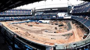 The santiago bernabéu stadium has undergone several renovations over the years, which have resulted in it looking stylish today. Real Madrid La Liga The Spectacular Work At The Bernabeu Makes It A New Tourist Attraction In Madrid Marca In English