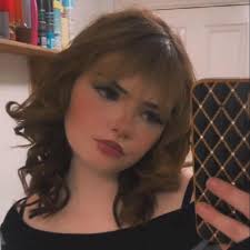 Lily-Rose Bloomfield (@lilyrose.bloomfield.7) • Facebook, Connect with  friends