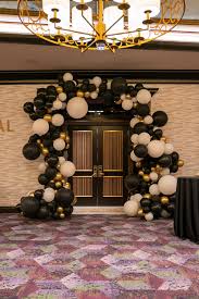 Entrance Black And Gold Balloon Arch Balloon Arch Entrance In 2020 Black And White Balloons Black And Gold Theme Black And White Party Decorations