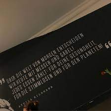 23.10.2017 attila hildmann rastet aus und erteilt journalisten hausverbot Attila Hildmann Organic Snackbar I Maybe Closed Berlin Restaurant Happycow