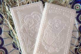 The milk gives this bread a softer crust and a rich texture. Christmas Wafer A Symbol Of Reconciliation Poland Pl