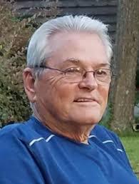 Darren Benton's Instagram, Twitter & Facebook