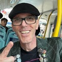 Lezlie Young Email & Phone Number