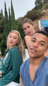 Daisy Keech Lookalikes