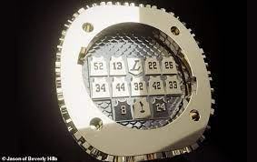 December 24, 2020 at 9:29 a.m. Lakers Honor Kobe Bryant With New Championship Rings Worth Over 150 000 Each Daily Mail Online
