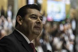 Alejandro Armenta alista licencia al Senado para buscar candidatura de  Morena en Puebla