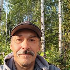 Canoe quest registration in La Ronge