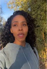 Javane Smith's Instagram, Twitter & Facebook