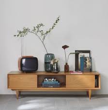 Zudem können sie zwischen verschiedenen holzsorten wie. Vintage Tv Lowboard Aus Massiver Eiche Portobello Maisons Du Monde