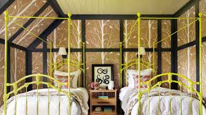 I like contrasting wall behind bed. How To Decorate With Two Twin Beds Guest Room And Kids Bedroom Ideas Architectural Digest