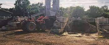 Available in natural or dye enhanced colors. Bulk Mulch Topsoil And Compost Country Farm And Home