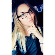 Amanda Stager's Instagram, Twitter & Facebook