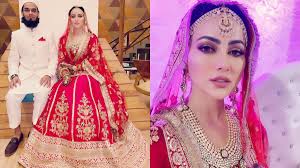 In fact, it was love at first sight. Sana Khan Changes Her Name Post Wedding With Mufti Anas Check Unseen Photos Celebrities News India Tv
