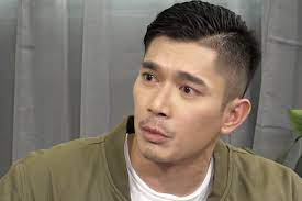 Elvin ng performed at the meet & greet singapore stars, hosted by ppctv and ctv8hd, in siem reap on 24. Elvin Ng Tearfully Recounts How He Couldn T Grieve Over His Father S Death Until 4 Months Later Because Of Work Entertainment News Asiaone
