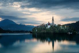 The country lies in south central europe in the julian alps at the northern end of the adriatic sea, bordered by austria to the north, italy to the west, hungary to the northeast, and croatia to the south/southeast. Le Lac De Bled Slovenie Join Me Facebook 500px Twi Flickr