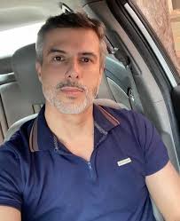 Singles over 50 seeking partner