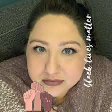 Snake in the bathroom sparks conversation about fear and Reputation TV