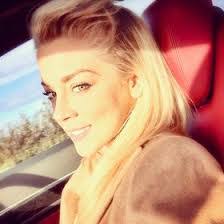 Cora Bentley's Instagram, Twitter & Facebook