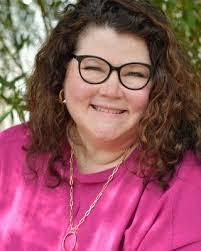 Amanda Orton's Instagram, Twitter & Facebook