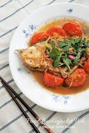 Leatherjacket Fish Fried And Lightly Braised In A Delicious And Savory Yellow Bean Sauce Chinese Fish Recipe Spicy Recipes Asian Recipes