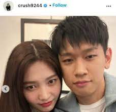Sports.chosun สำนักข่าว sports chosun รายงานว่าจอย red velvet และ crush ได้พัฒนาความสัมพันธ์กันหลังจากที่ทั้งคู่ได้มีโอกาส. Anyl41r8nztlum