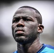 🚨 Kalidou Koulibaly is a new Chelsea player. Everything is complete: ✓  Contract signed ✓ Medical done ✈️ Flying to LA to join squad 🔜 Official  confirmation (Source: Fabrizio Romano)