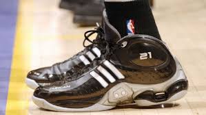 The successful launch of kevin garnett's initial signature shoe had a profound impact on anta's business, kevin himself, and the basketball sneaker scene. The Hall Of Fame Sneaker Legacy Of Kobe Bryant Tim Duncan And Kevin Garnett