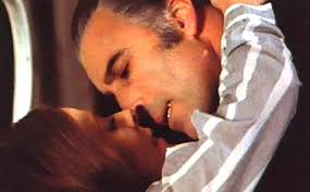 I Think, Therefore I Review.: Draculas vs Frankensteins