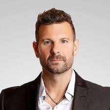 Logan Hankins's Instagram, Twitter & Facebook