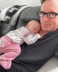 E F S H A R P 🎶🎤🇨🇦 Sam Efsharp Fleming