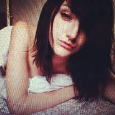 Jaclyn Walker (@WordsOfJackie)