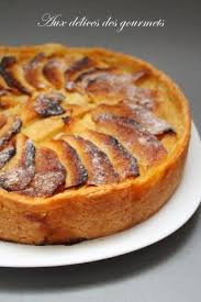 Une Tarte Aux Pommes Facon Grand Mere Revisitee Par Chef Regis A Base De Pate Sucree De Pommes Et De C Dessert Recipes Easy Summer Dessert Recipes Desserts