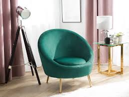 Test the waters of this trend with an emerald green velvet accent chair paired with neutrals or complementary shades. Velvet Accent Chair Emerald Green Langa Beliani Fr