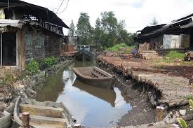 Di samping itu, lambakan rumah setinggan menyebabkan wabak penyakit tersebar dalam kalangan penduduk rumah setinggan dan kawasan. Kuala Sepetang Charcoal Factory Picture Of Kuala Sepetang Charcoal Factory Taiping Tripadvisor