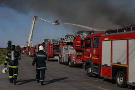 11 hours ago · un incendiu de mari proporții a izbucnit, sâmbătă la amiază, în mogoșoaia, ilfov. 75qdtnsr4slxem