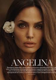 Nhan sắc hơn 10 năm không đổi của Angelina Jolie: Bệnh hoạn, ly hôn chẳng  thể đánh bại người phụ nữ quyến rũ này