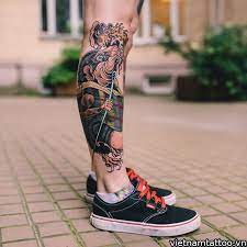 Maybe you would like to learn more about one of these? 199 Hinh XÄƒm Ä'áº¹p á»Ÿ Báº¯p Chan Cá»±c Cháº¥t Má»›i Nháº¥t Hiá»‡n Nay Neo Traditional Tattoo Traditional Tattoo Shin Tattoo