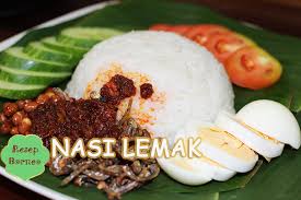 Many different dishes maybe served with it but the most crucial is the chillie sauce. Resepi Nasi Lemak Yang Lezat Lagi Hebat Resep Borneo