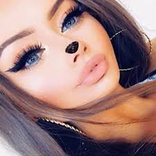 Alisha Blanco's Instagram, Twitter & Facebook