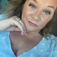 As a Aunt I don't understand how you don't feel like your nieces & nephews  aren't your kids. Cause the way I love mine, those are my kids.🤷‍♀️