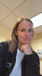 Nurse earns extra income working part-time