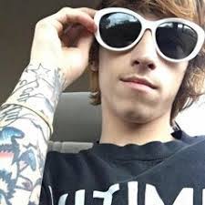 Bryan Beardsley's Instagram, Twitter & Facebook