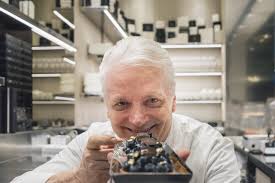 Oltre 300 premi in carriera, iginio massari, nel 1985 ha ideato a brescia il primo campionato italiano di pasticceria. I Dolci Di Iginio Massari A Domicilio Con Cosaporto Gambero Rosso