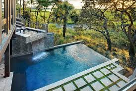 It is a small, deep swimming pool looking for the perfect plunge pool for your home? 19 Amazing Plunge Pool Ideas Housessive