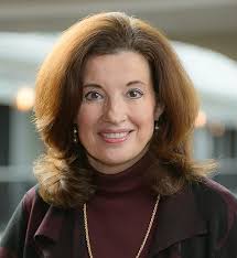 Basic to Brilliant: The definitive guide to transforming your people  practices; A playbook for small to mid-size enterprise : Bentley, Doris,  Block, Julie: Amazon.co.uk: Books